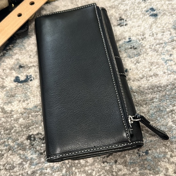 Coach Bleeker Black Leather Legacy Brown Signature Flap Buckle Bag and wallet - Picture 10 of 15